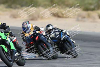 media/Nov-16-2025-Race Pace (Sun) [[8c5fa54630]]/Non Verified Riders (1st 20 Minutes)/2-Turn 10 (1010am)/